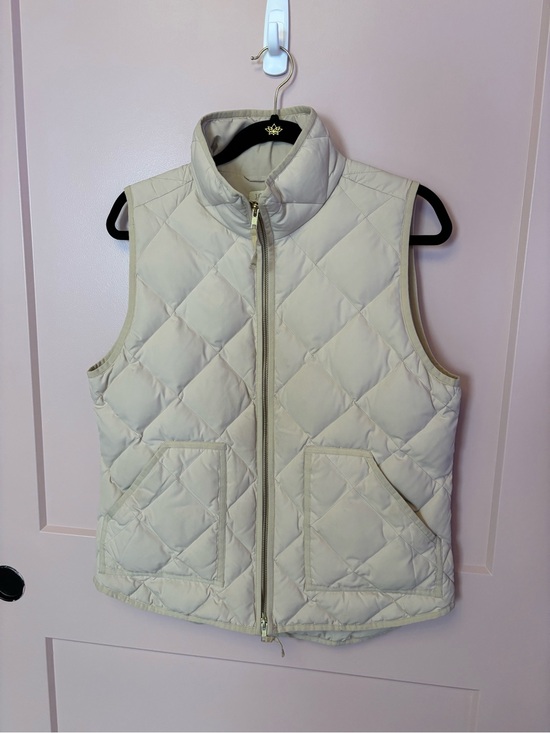 J. Crew Factory Jackets & Blazers - J. Crew Factory Quilted Puffer Vest Fall Medium - Light Beige/Cream